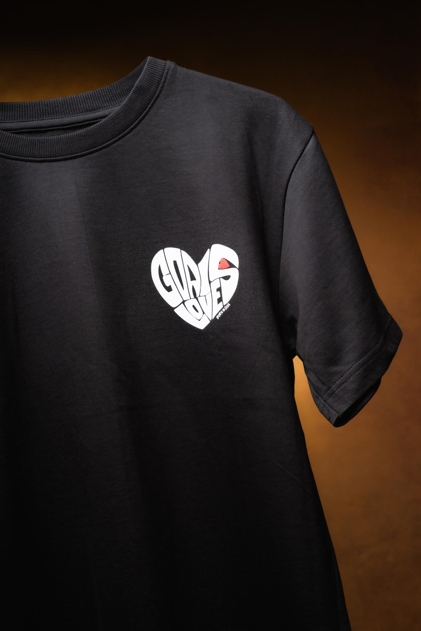 Goa is Love Puffed Heart Unisex Oversized t-shirt - Black
