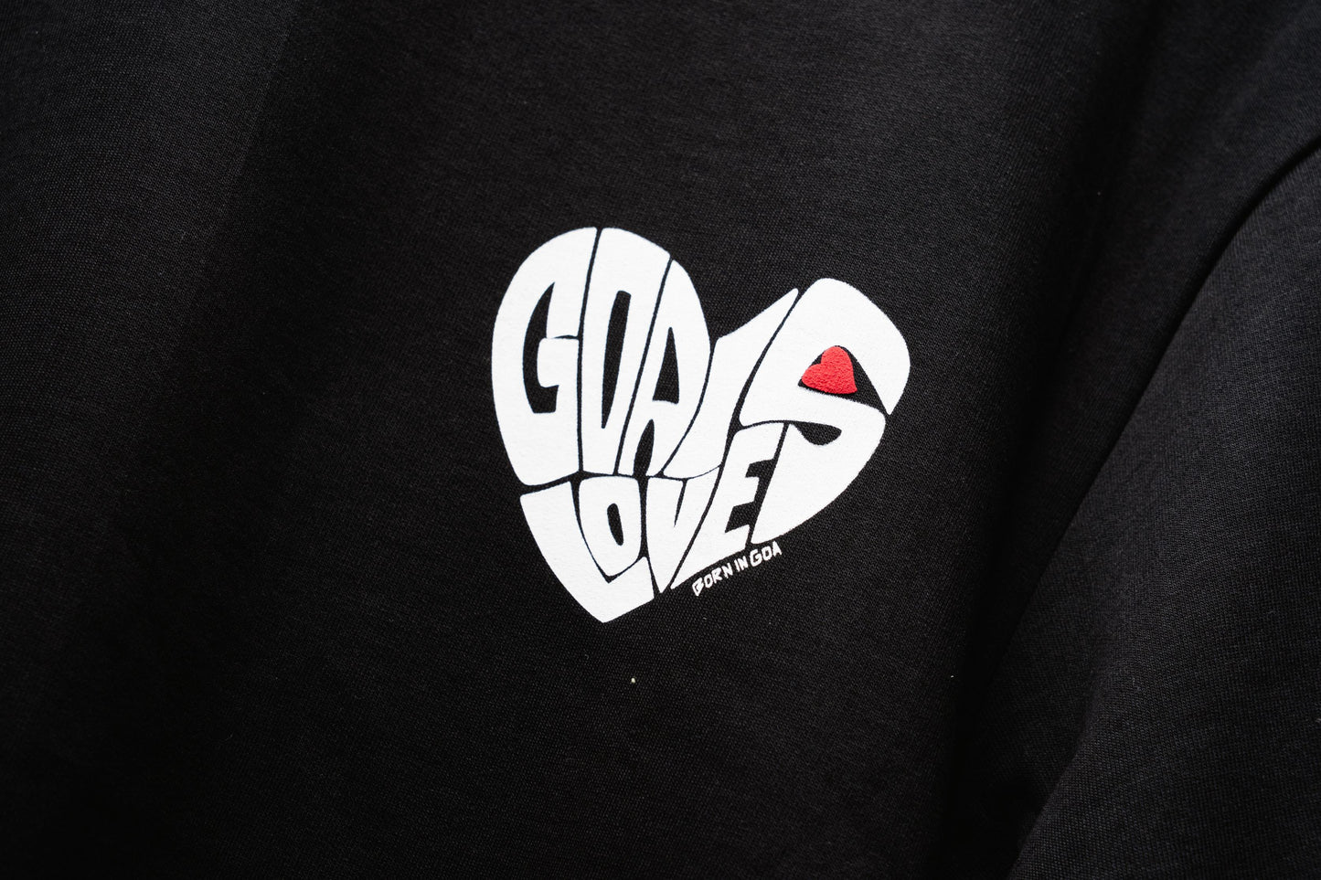 Goa is Love Puffed Heart Unisex Oversized t-shirt - Black